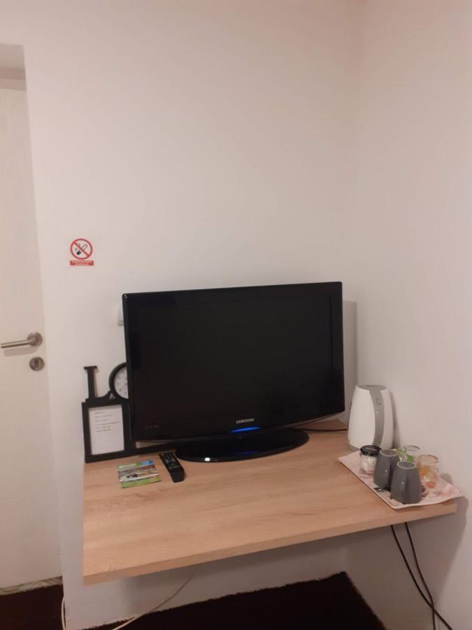 Apartmani Zaara SJJ Exterior foto